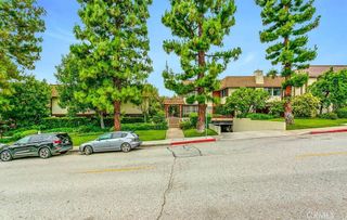 1429 Valley View Road 18, Glendale, CA 91202