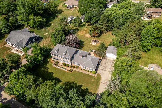 12002 SOUTH GATE, Roscoe, IL 61073