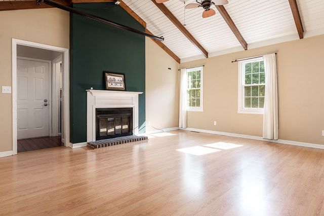 12002 SOUTH GATE, Roscoe, IL 61073