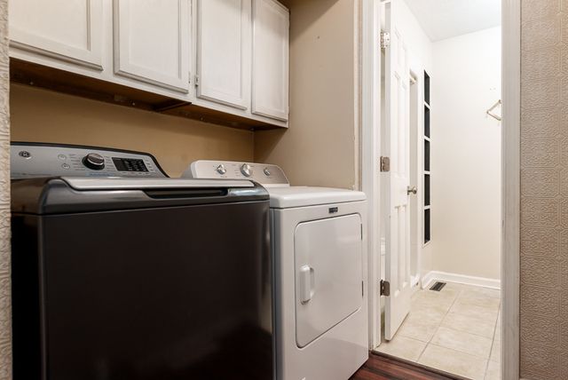 12002 SOUTH GATE, Roscoe, IL 61073