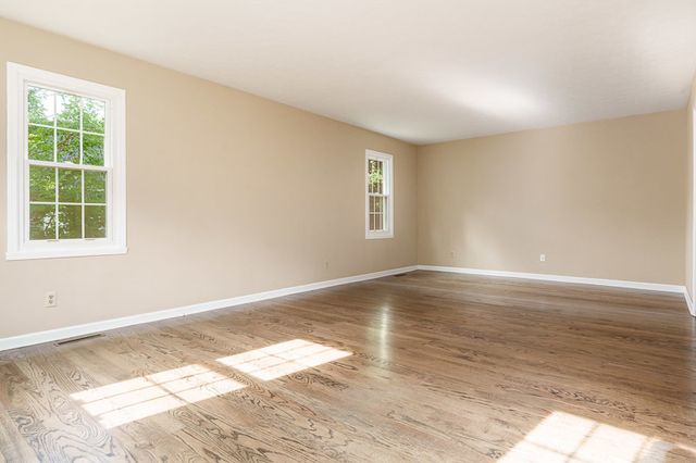 12002 SOUTH GATE, Roscoe, IL 61073