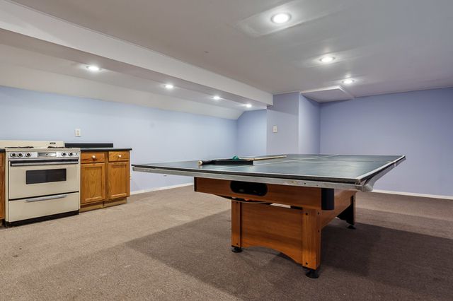 12002 SOUTH GATE, Roscoe, IL 61073