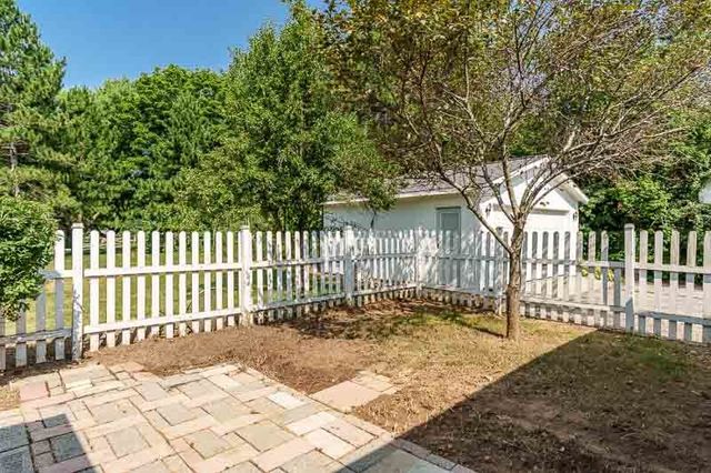 12002 SOUTH GATE, Roscoe, IL 61073