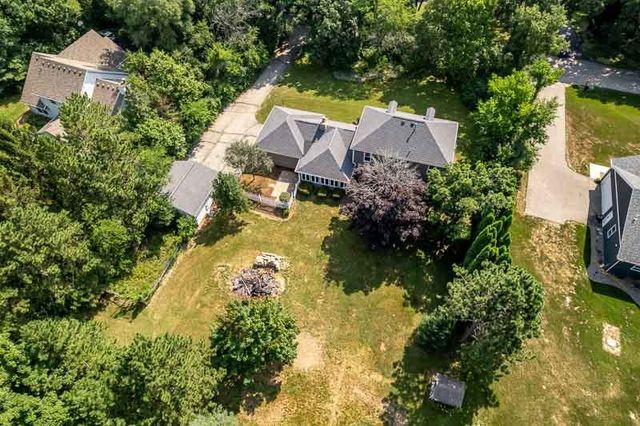 12002 SOUTH GATE, Roscoe, IL 61073