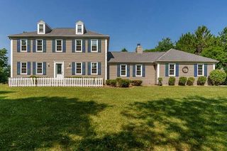 12002 SOUTH GATE, Roscoe, IL 61073