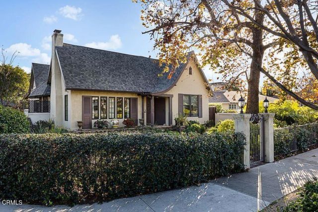 3364 Yorkshire Road, Pasadena, CA 91107