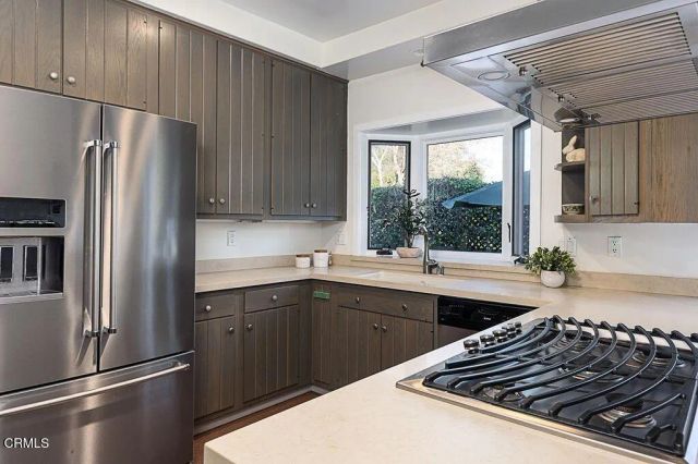 3364 Yorkshire Road, Pasadena, CA 91107