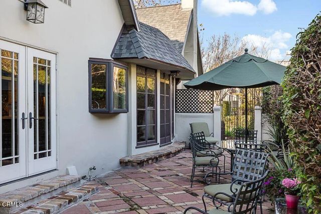 3364 Yorkshire Road, Pasadena, CA 91107