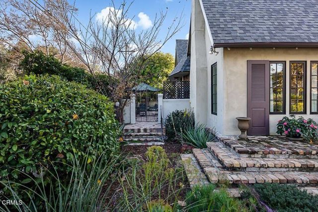 3364 Yorkshire Road, Pasadena, CA 91107