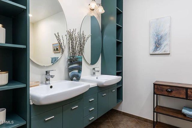 3364 Yorkshire Road, Pasadena, CA 91107