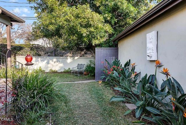 3364 Yorkshire Road, Pasadena, CA 91107