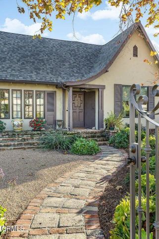 3364 Yorkshire Road, Pasadena, CA 91107