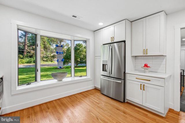 6533 COPA CT, Falls Church, VA 22044