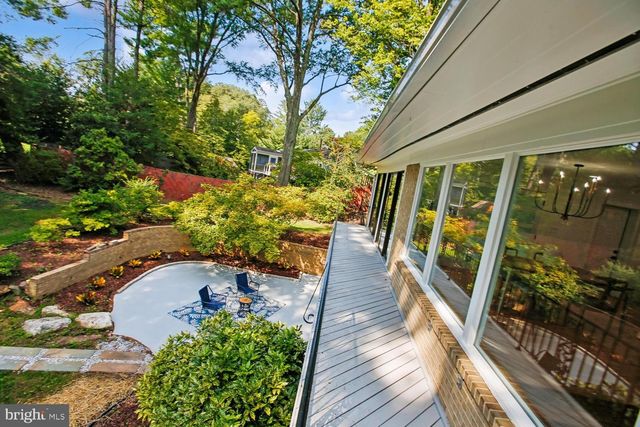 6533 COPA CT, Falls Church, VA 22044