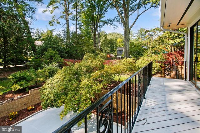 6533 COPA CT, Falls Church, VA 22044