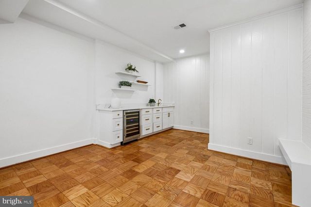6533 COPA CT, Falls Church, VA 22044