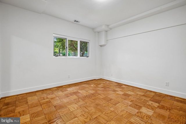 6533 COPA CT, Falls Church, VA 22044