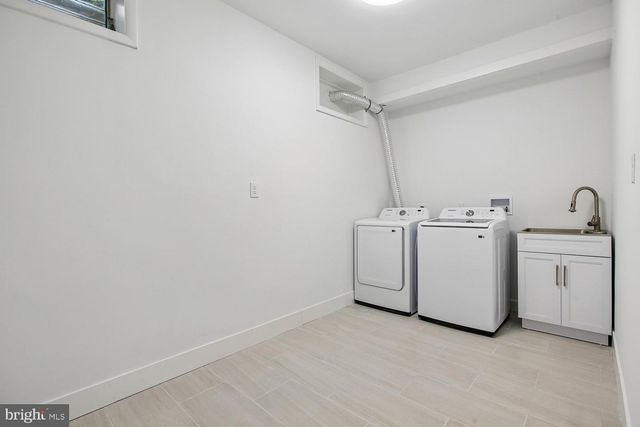 6533 COPA CT, Falls Church, VA 22044