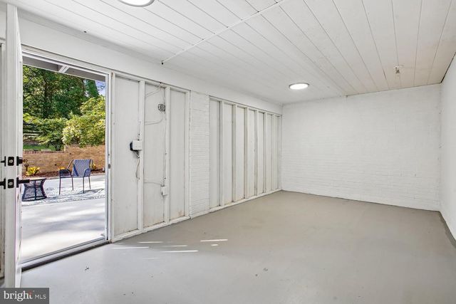 6533 COPA CT, Falls Church, VA 22044