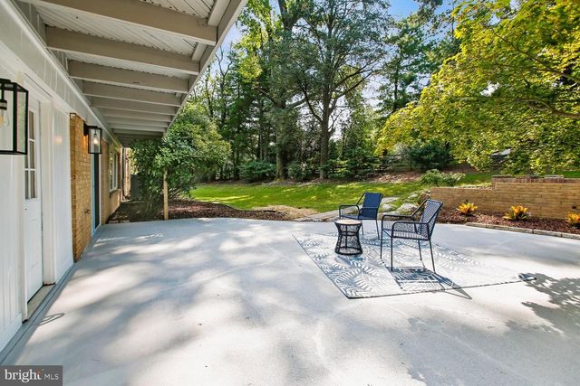 6533 COPA CT, Falls Church, VA 22044