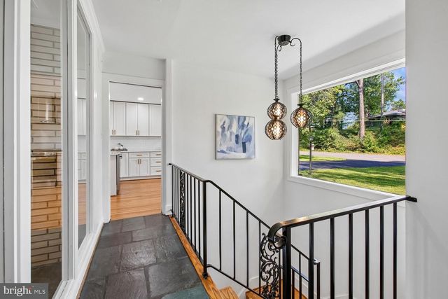6533 COPA CT, Falls Church, VA 22044