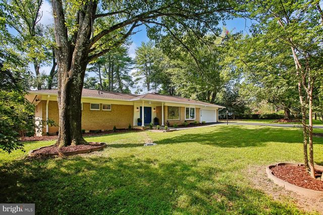 6533 COPA CT, Falls Church, VA 22044