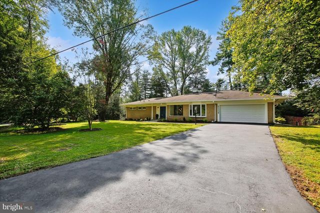 6533 COPA CT, Falls Church, VA 22044