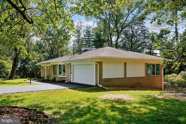 6533 COPA CT, Falls Church, VA 22044
