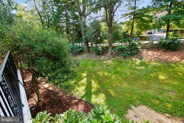 6533 COPA CT, Falls Church, VA 22044
