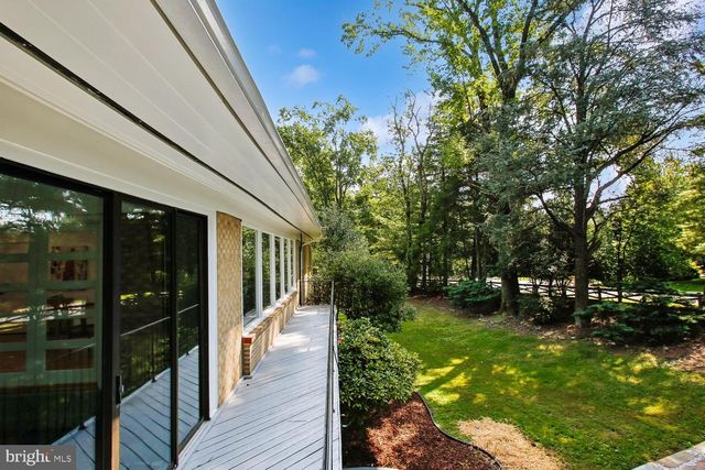 6533 COPA CT, Falls Church, VA 22044