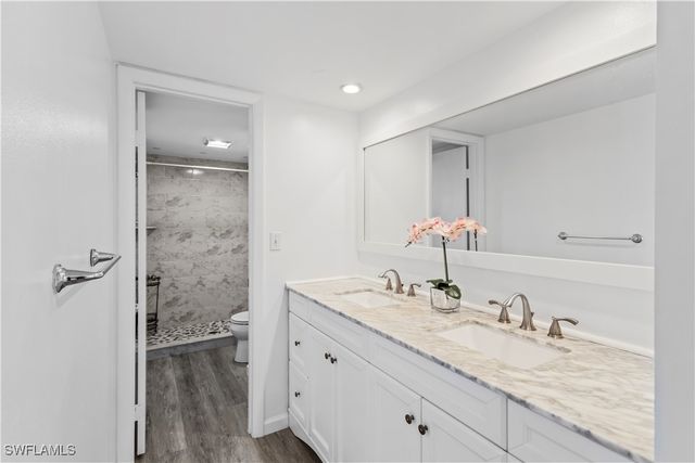 4001 Sandlewood LN 4, Fort Myers, FL 33907