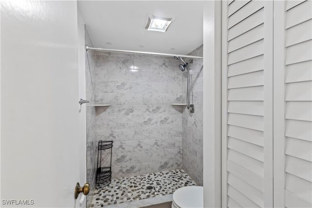 4001 Sandlewood LN 4, Fort Myers, FL 33907