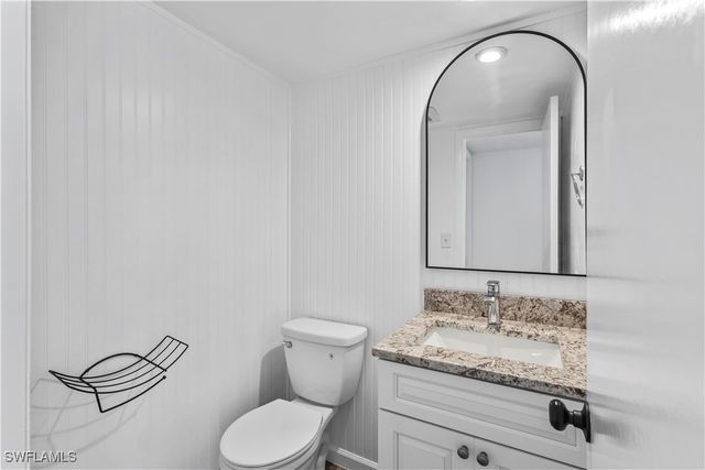 4001 Sandlewood LN 4, Fort Myers, FL 33907