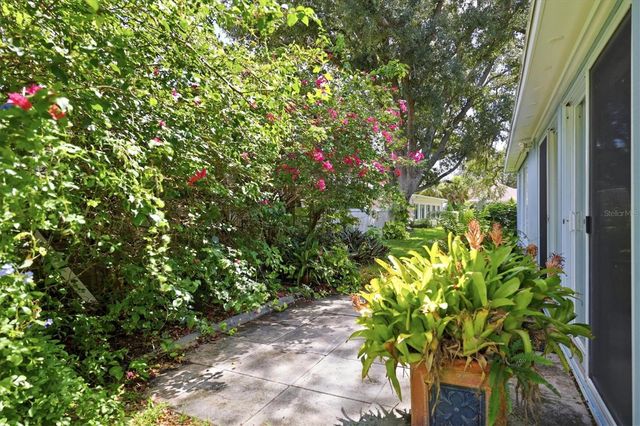 8 BERMUDA CIRCLE 54, Englewood, FL 34223