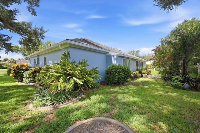 8 BERMUDA CIRCLE 54, Englewood, FL 34223