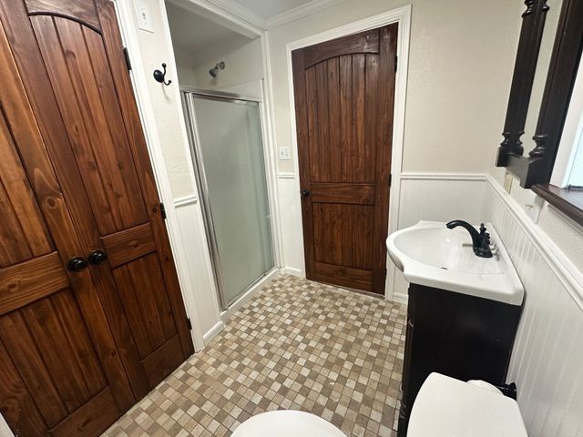 310 Cedar Point Circle, Gordonville, TX 76245