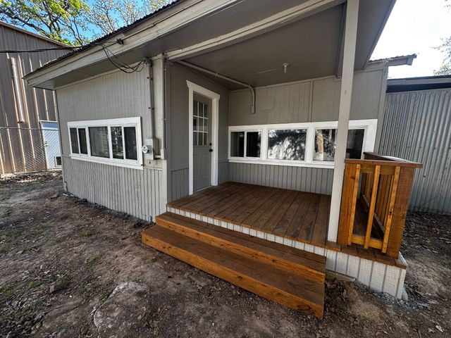 310 Cedar Point Circle, Gordonville, TX 76245