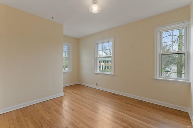 1219 Leeper Avenue, South Bend, IN 46617