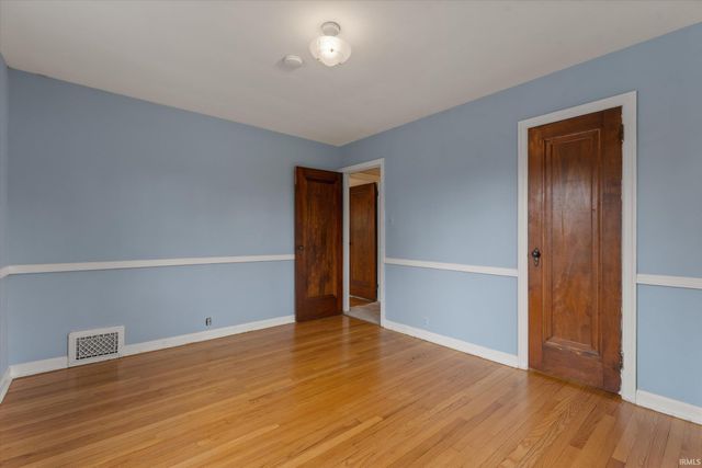 1219 Leeper Avenue, South Bend, IN 46617