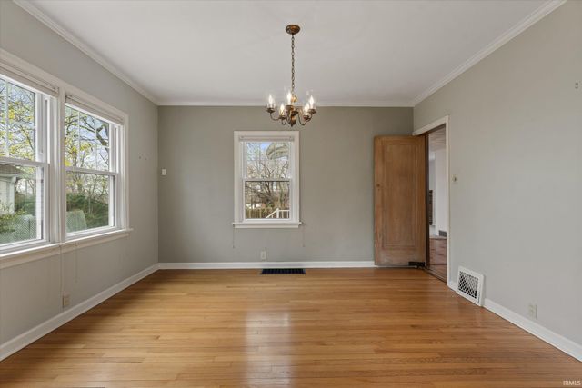 1219 Leeper Avenue, South Bend, IN 46617