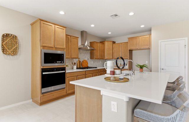 8324 Vonnegut Lane NW, Albuquerque, NM 87120
