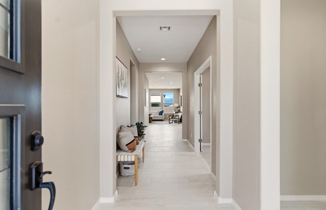 8324 Vonnegut Lane NW, Albuquerque, NM 87120
