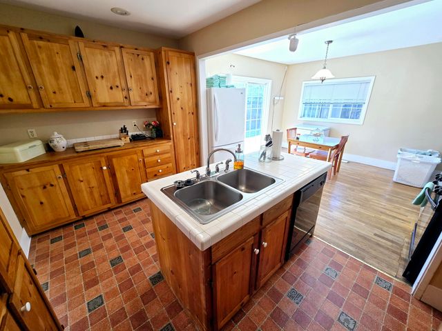 417 Lincoln Street, Klamath Falls, OR 97601