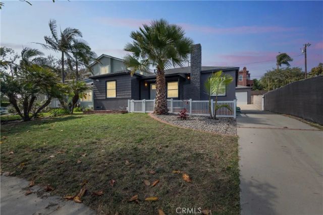703 Avenue D, Redondo Beach, CA 90277