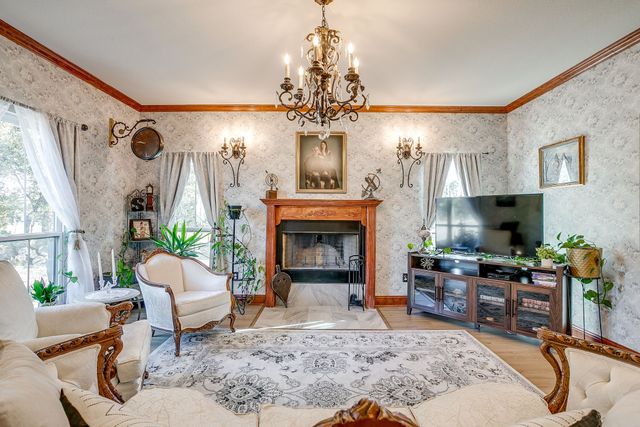 194 County Road 3551, Paradise, TX 76073