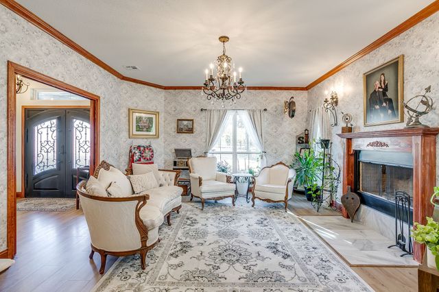 194 County Road 3551, Paradise, TX 76073