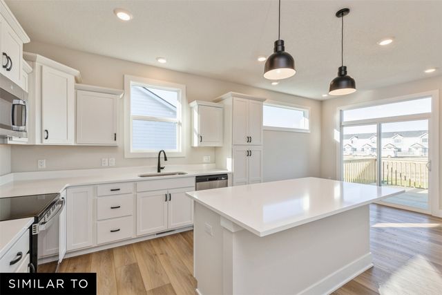 1132 SW 18th Court, Grimes, IA 50111