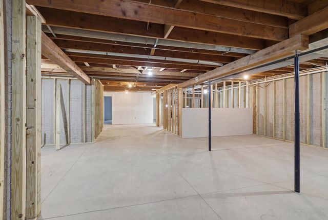 403 Maple Street, Janesville, IA 50647