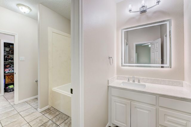 5415 Croix Road 58, Manvel, TX 77578