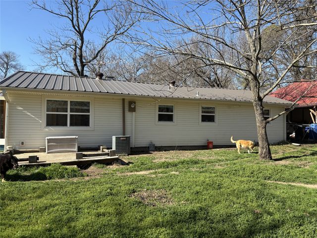 169 Littlefield Drive, East Tawakoni, TX 75472